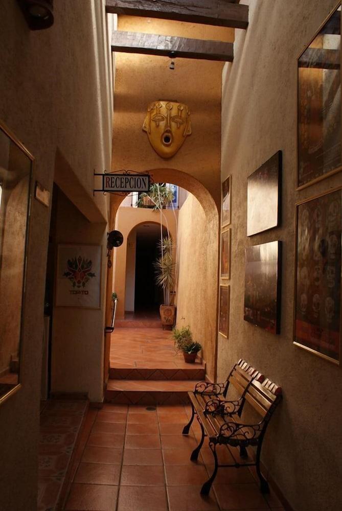 Casa Galena Capsule hotel 2*